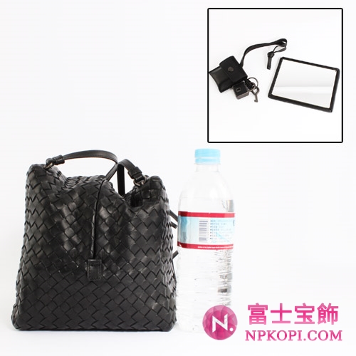 Bottega Veneta/ボッテガ・ヴェネタ  ラムスキン ショルダーバッグ ブラック 255693V00168175 